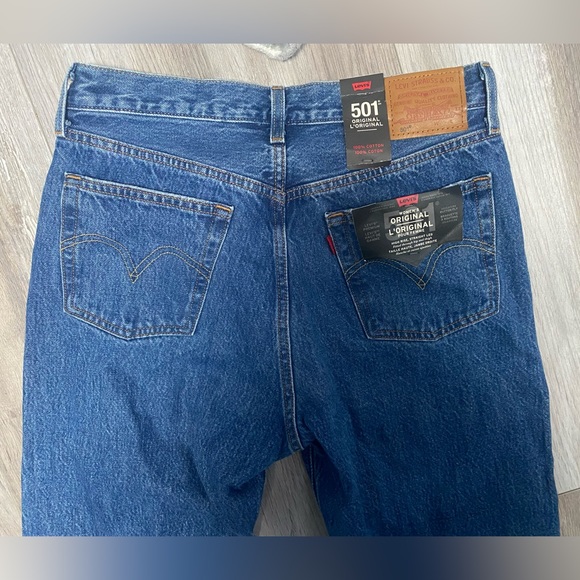 Levi’s Original 501 Jeans (NWT) - Picture 4 of 5